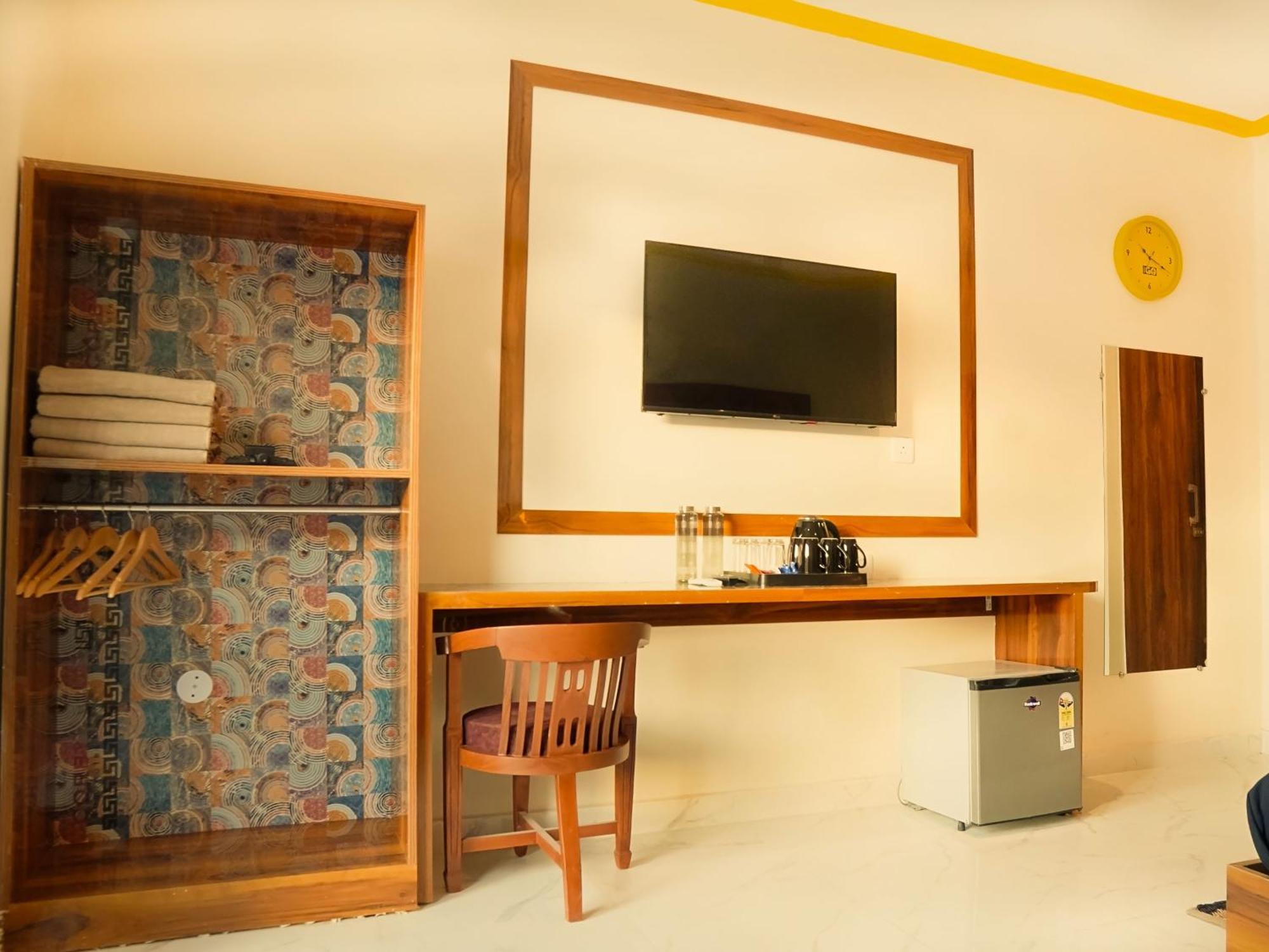 The Hosteller Rishikesh, Upper Tapovan Rishīkesh Exterior foto