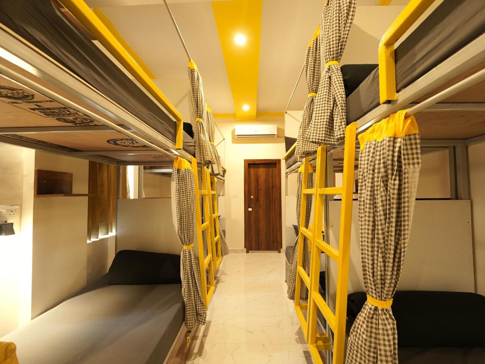 The Hosteller Rishikesh, Upper Tapovan Rishīkesh Exterior foto